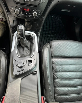 Opel Insignia cena 21999 przebieg: 242978, rok produkcji 2010 z Szamocin małe 254